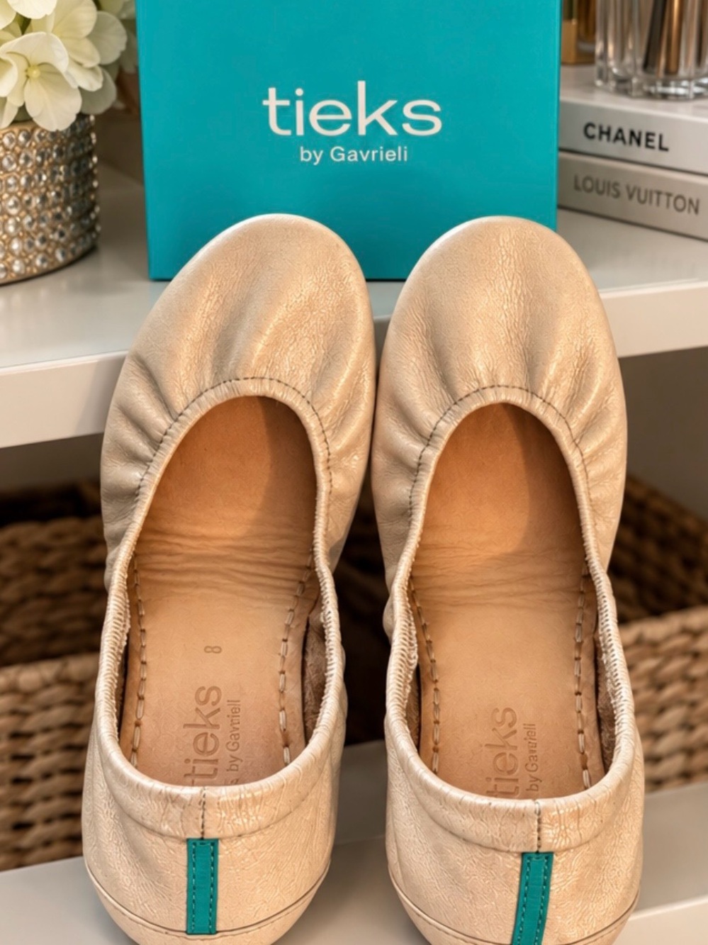 Tieks Feather Grey Ballet Flats Size 8 Beige Taupe Neutral + Box